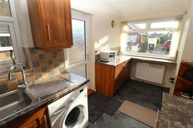 KITCHEN BREAKFAST ROOM
