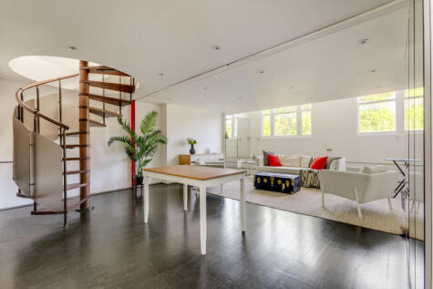 Kempsford Gardens, London, SW5