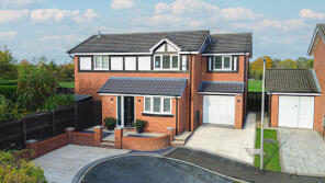 51, Calderbrook Drive, Cheadle SK8 5RT