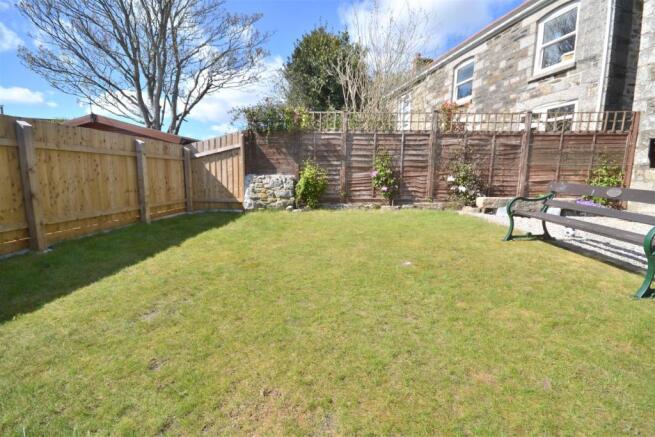 Back garden area.JPG