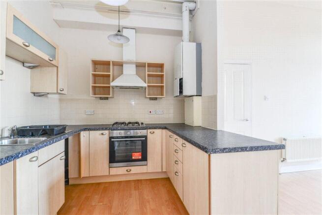 2 bed Apartment for sale Image 5