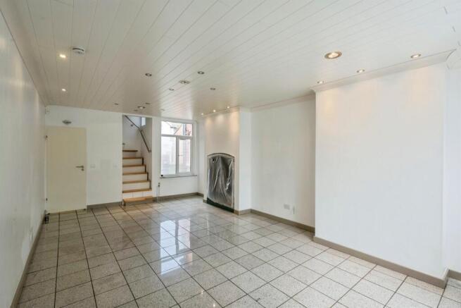 2 bed Terraced for sale Image 7