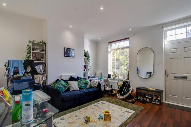 2 bed Terraced for sale Image 4