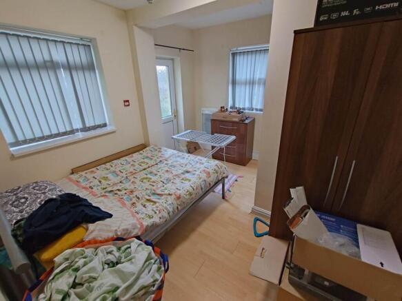 Bedroom (1)