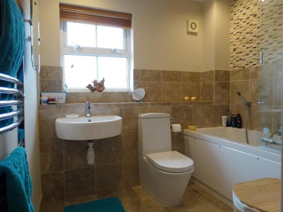 Photo 11