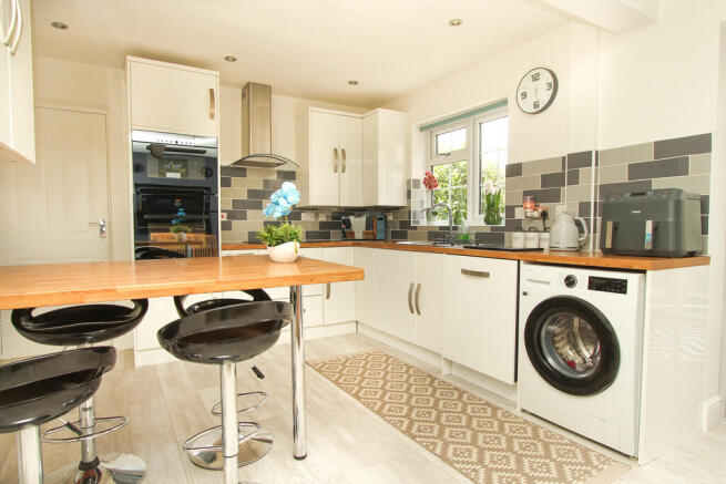 Kitchen/Dining Ro...