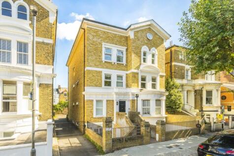 Altenburg Gardens, Battersea
