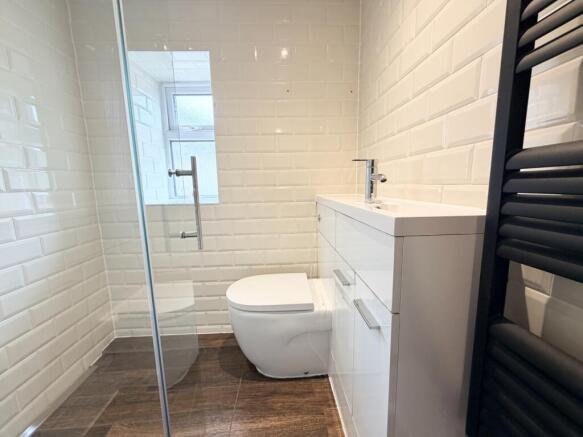 2 bed Terraced to rent Image 8
