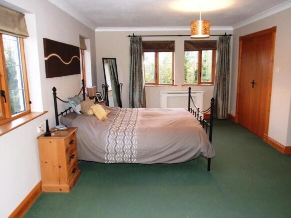 Photo 11