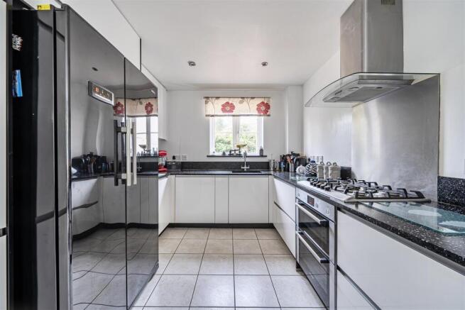 Kitchen / Breakfast Room