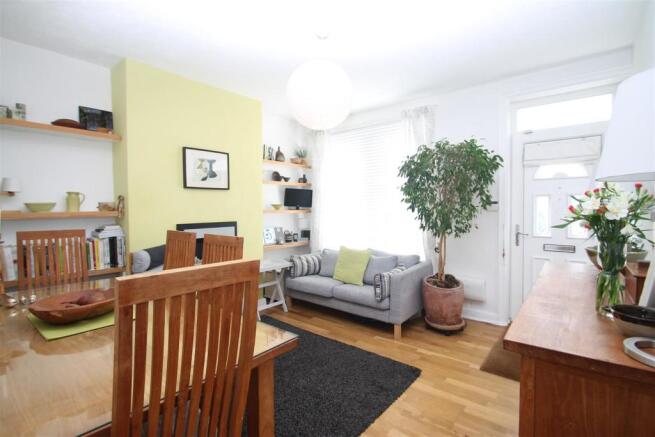 sitting room main.JPG