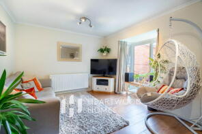 13, Taylor Close, St. Albans AL4 9YB
