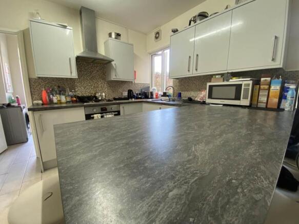 Kitchen (2)