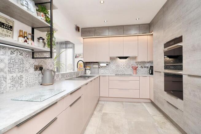 3 bed Detached Bungalow for sale Image 7
