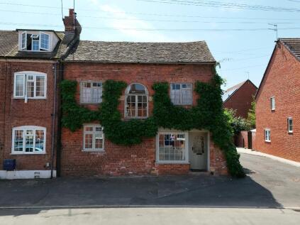55 Newlands, Pershore, Worcestershire, WR10 1BP