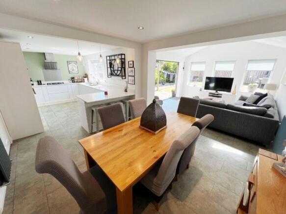 Kitchen / Diner