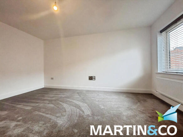 3 bed Semi-Detached to rent Image 8