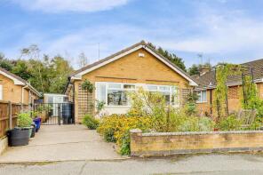 26, Leslie Grove, Nottingham NG14 6GL
