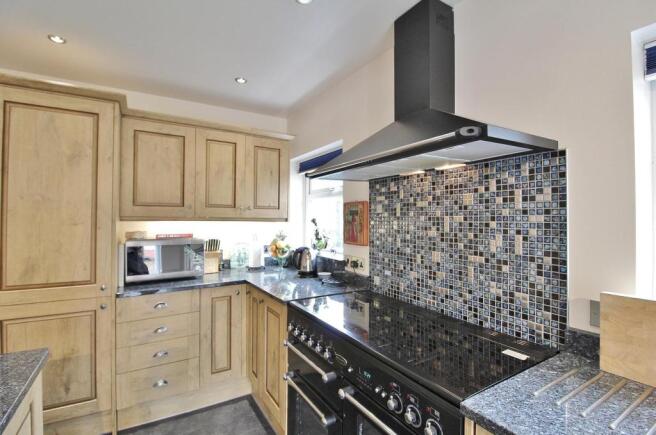 Kitchen Pic 3