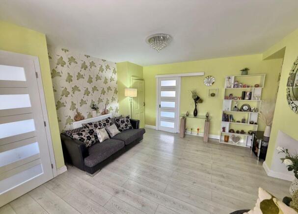Neasden Grove, Kingstanding, Birmingham B44 0AQ photo 4