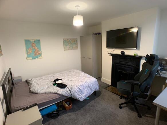 1 bed Terraced to rent Image 5