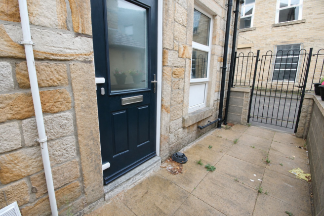 3 bed End of Terrace to rent Image 8