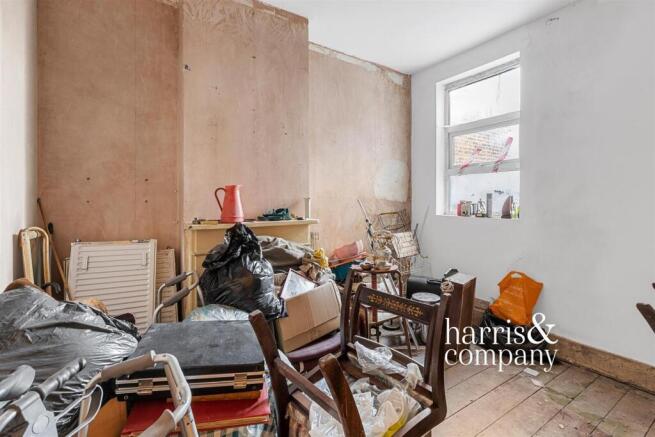 3 55 Purves Road IMGL1857.jpg