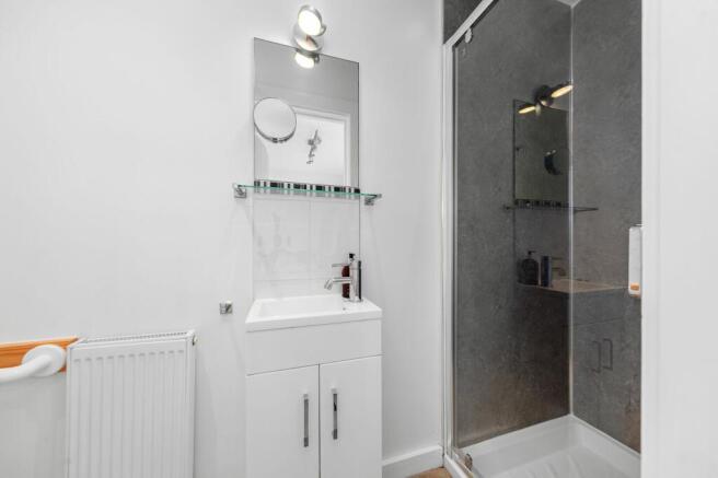 Bedroom 4 En-suite