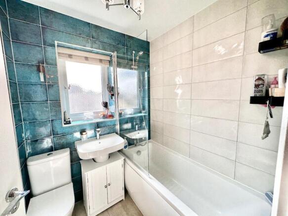 2 bed Semi-Detached for sale Image 12