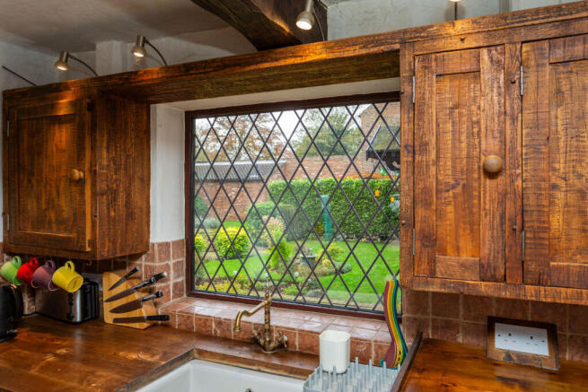 Kitchen 4