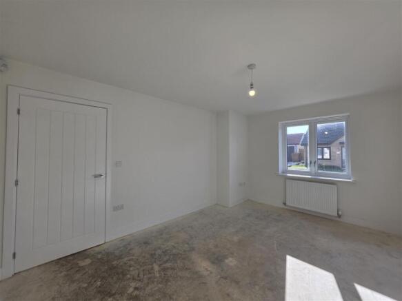 2 bed Semi-Detached Bungalow for sale Image 10