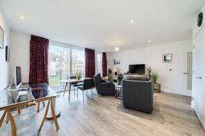Flat 10, 2 Rosemoor Mansions, Marwood Square, Hornsey, London N10 3EW