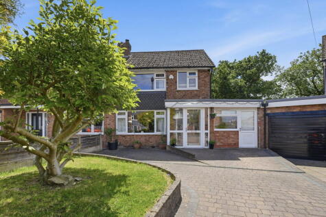 Roundhey, Heald Green