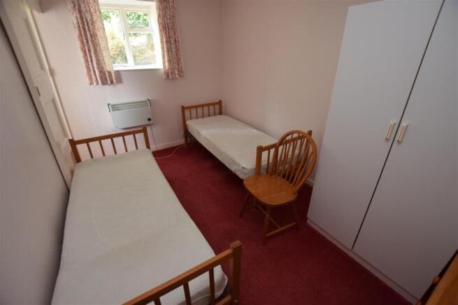 BED2 COTT.JPG