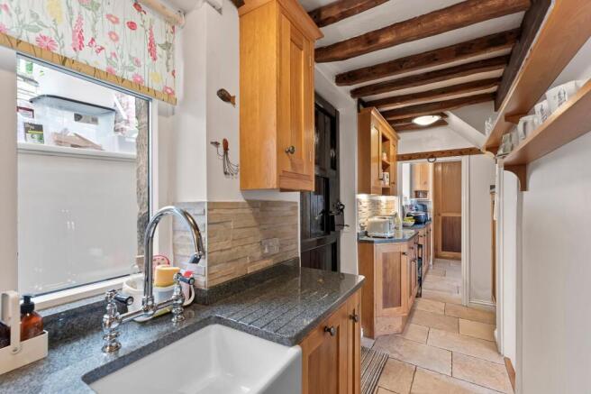 3 bed Terraced for sale Image 5