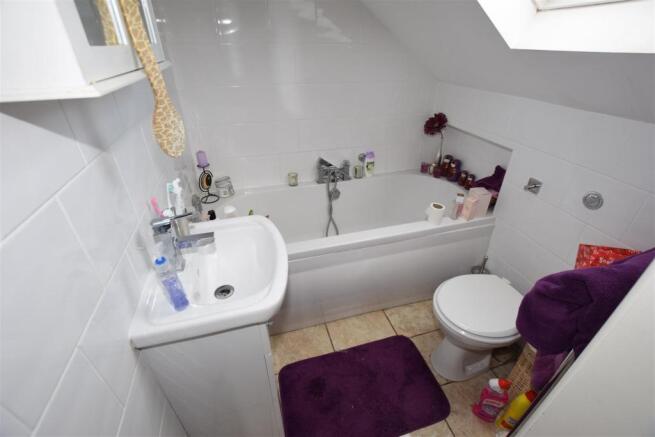 En-Suite Bathroom