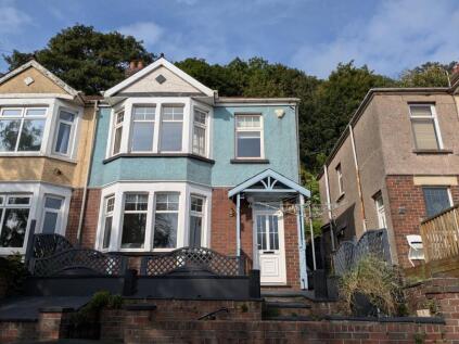 Gwar Y Caeau, Port Talbot, Neath Port Talbot.