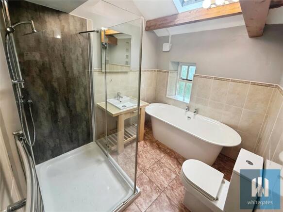 2 bed Terraced to rent Image 6