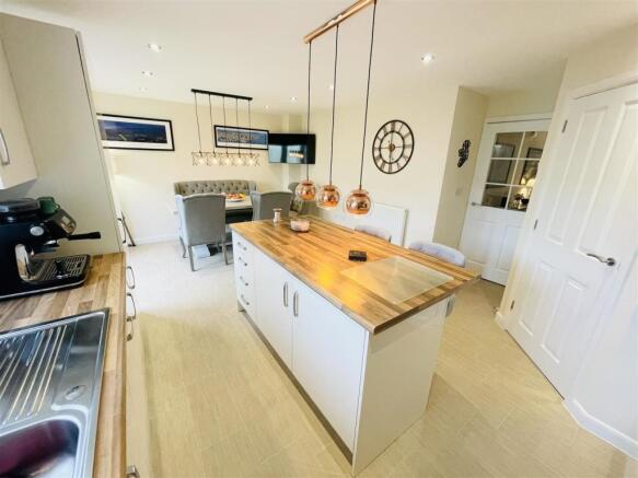 Kitchen Diner