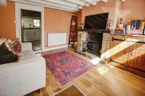 2, Rose And Crown Cottages, Howland Road, Tonbridge TN12 9HQ