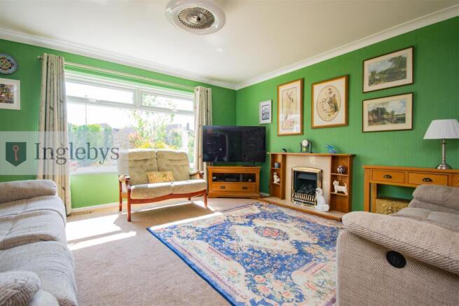 3 bed Detached for sale Image 4