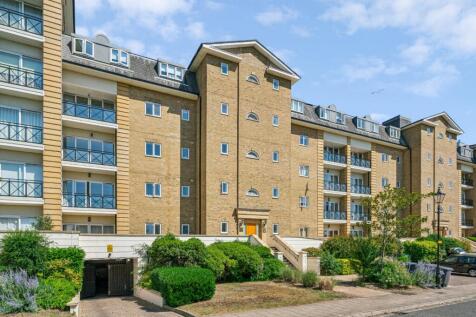 Wyatt Drive,
Barnes, SW13