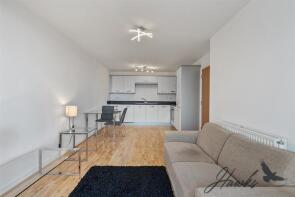 Apartment 606, Golden Mile House, Clayponds Lane, Brentford TW8 0GU