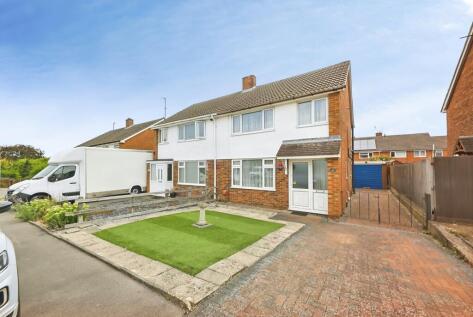 Grange Avenue, Northampton, Northamptonshire, NN5