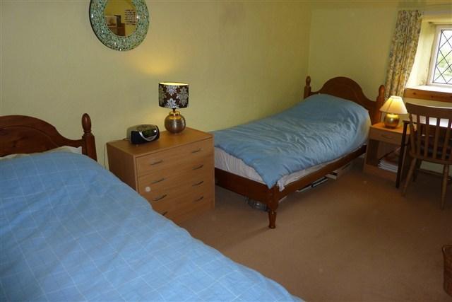 MASTER BED