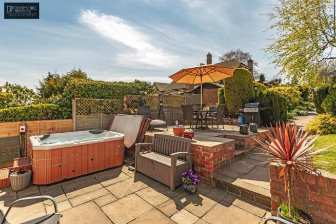 Photo 33