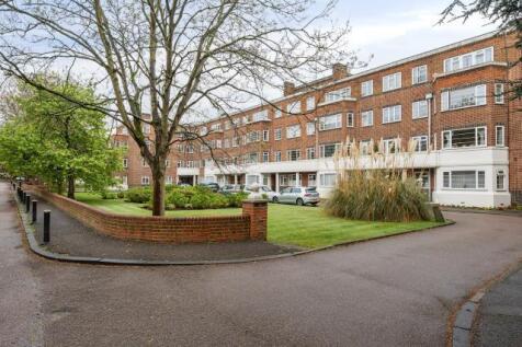 Sheen Court, Richmond