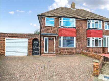 Carew Road, Ashford, Surrey, TW15