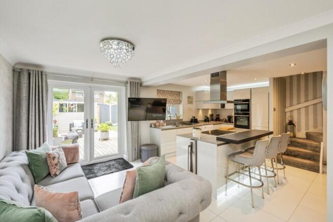 Kitchen/Dining Room
