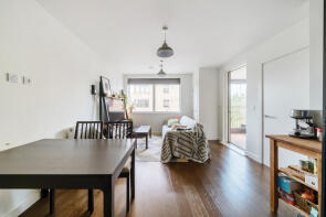 9, Beatty Court, Kenneth Way, Ealing W5 2TQ